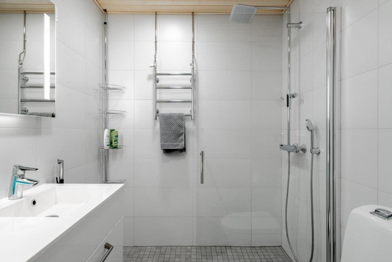 Nice Studio Apartment On A Pedestrian Street Helsínquia Exterior foto