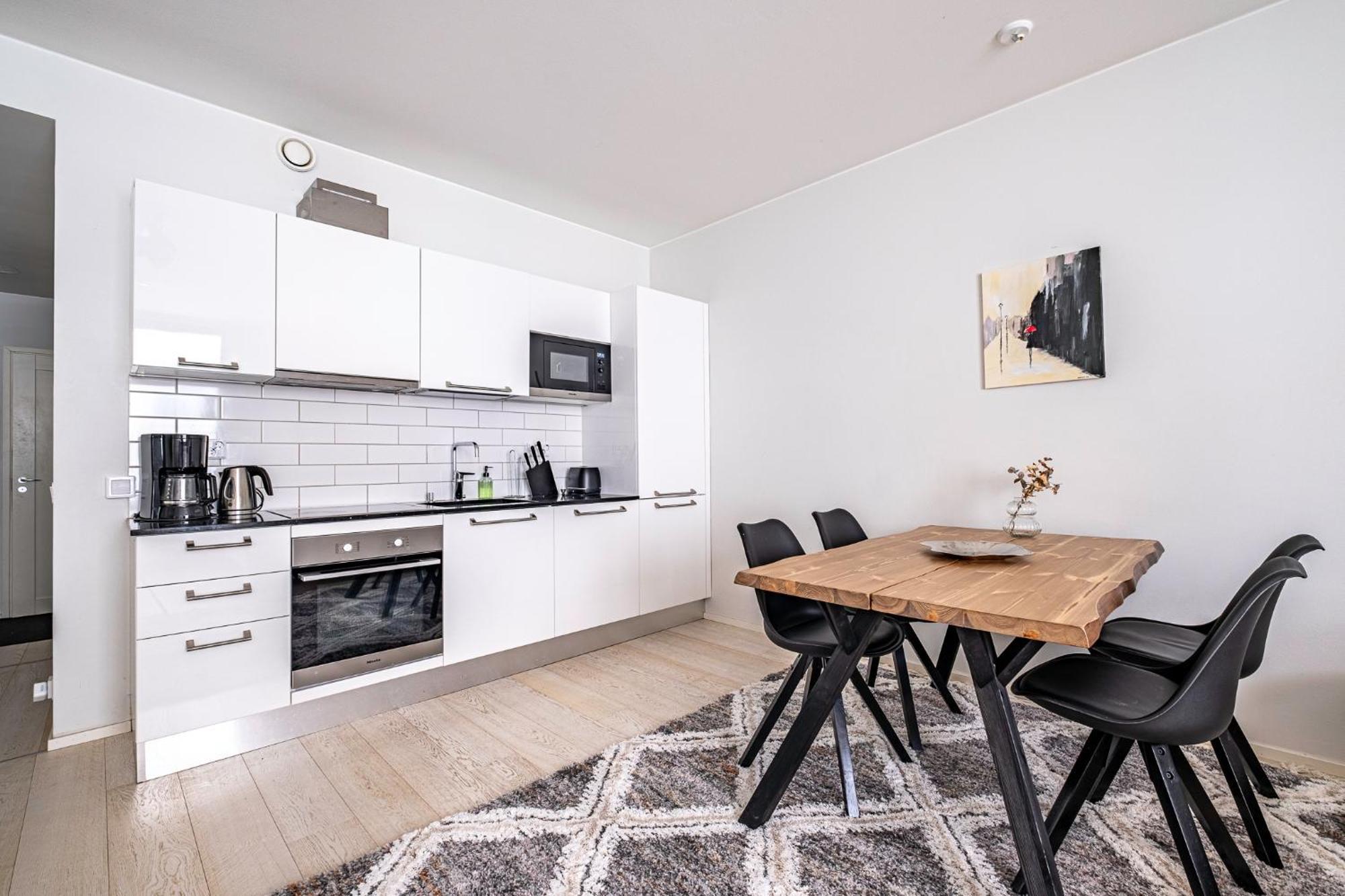 Nice Studio Apartment On A Pedestrian Street Helsínquia Exterior foto